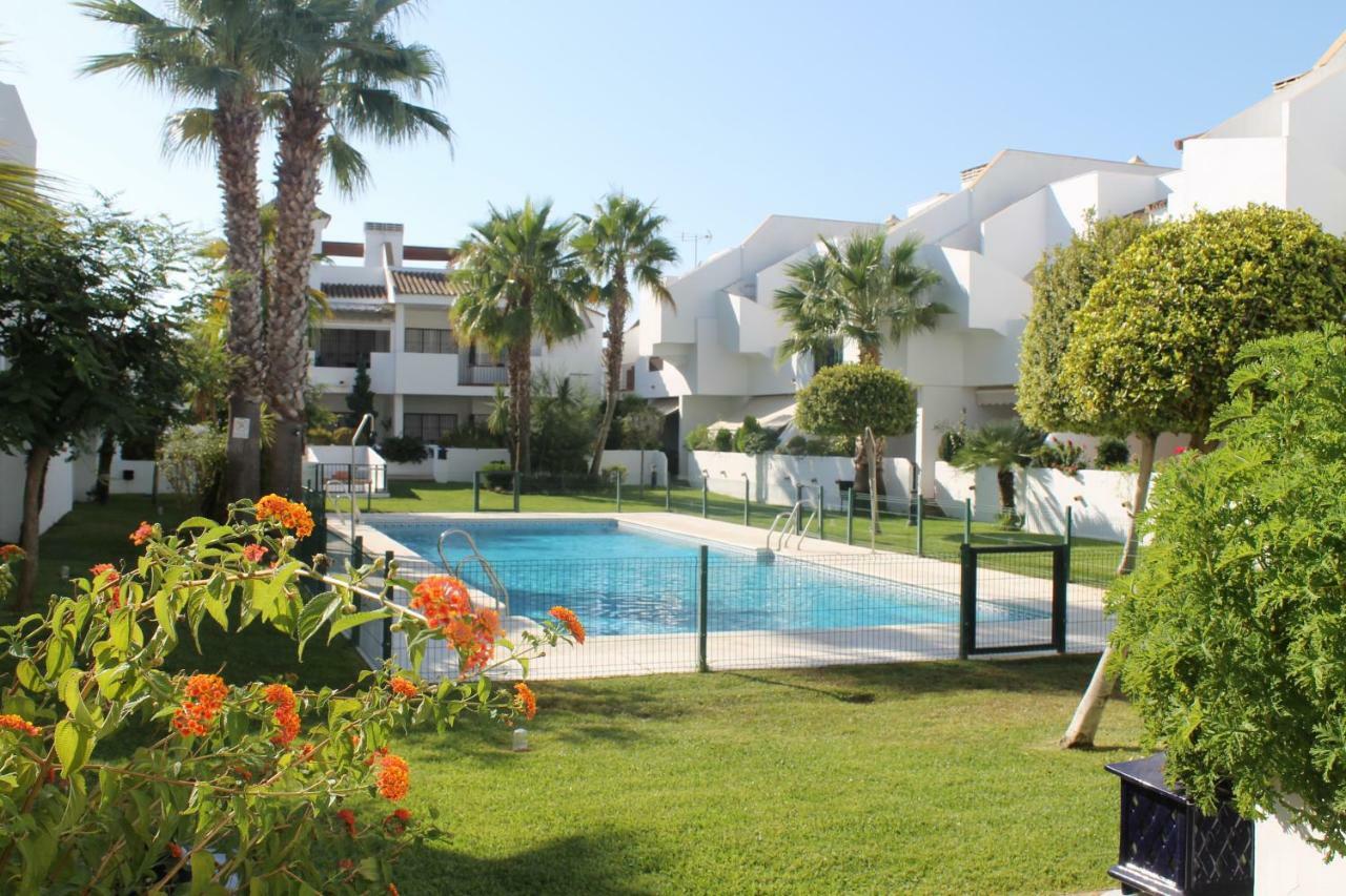 Apartamento En Urbanizacion Hacienda Golf Islantilla Isla Cristina Dış mekan fotoğraf