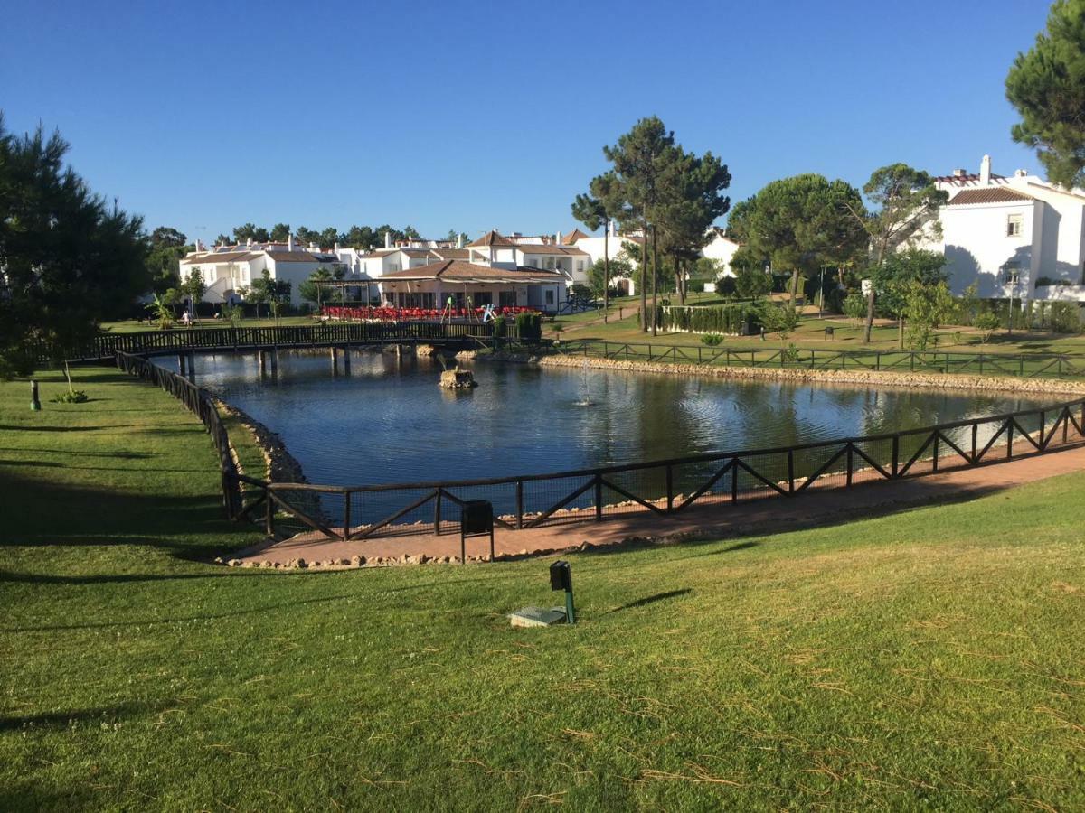 Apartamento En Urbanizacion Hacienda Golf Islantilla Isla Cristina Dış mekan fotoğraf